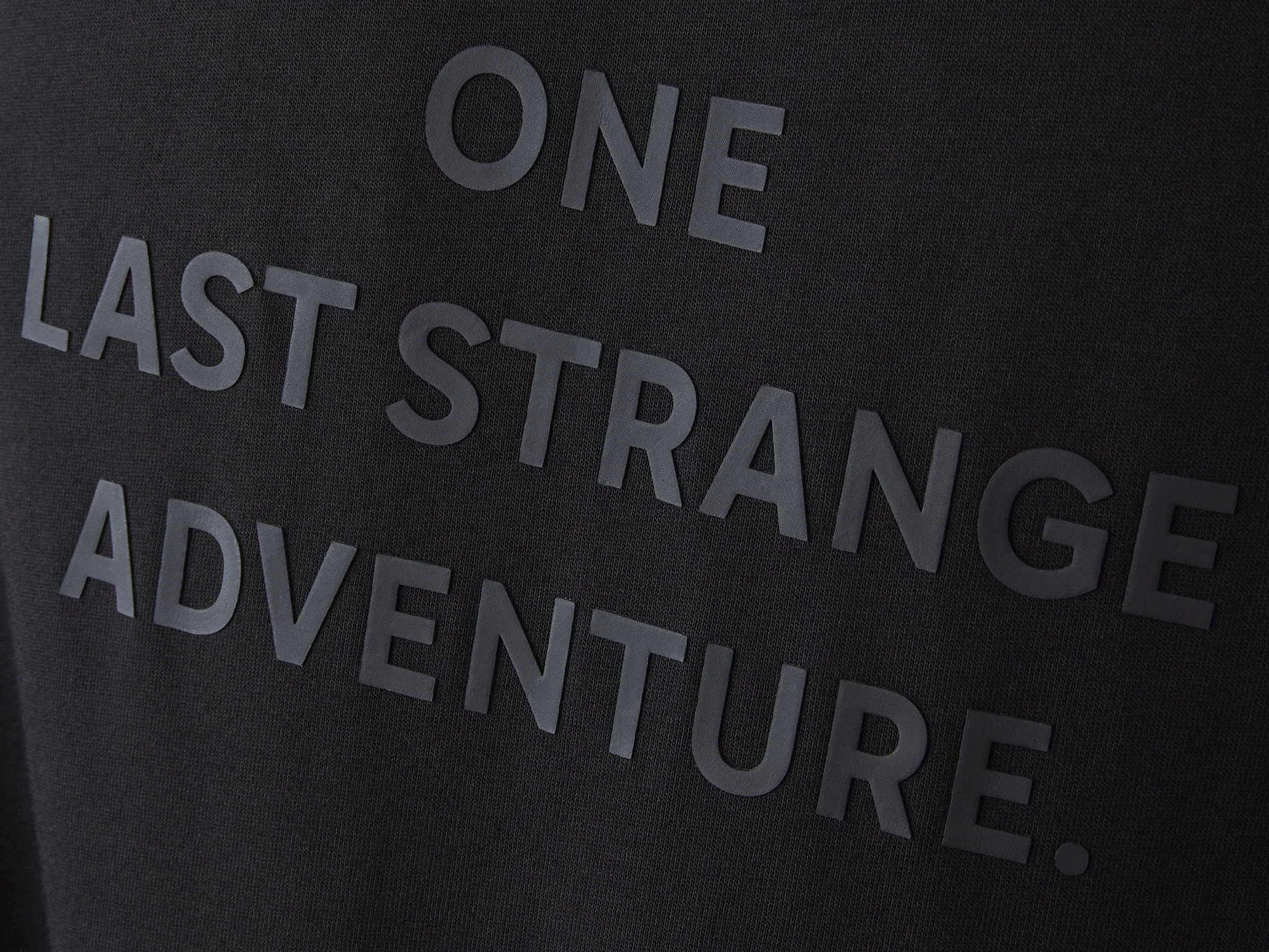 1712304-008 | STRANGER THINGS HOPPER TUNNELS TEE | BLACK - Image 3